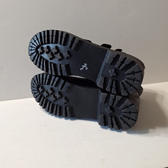 Steve Madden Black Leather Wayne Grunge Goth Gorpcore Lug Sole Moto Boots Size 8 - Picture 10 of 15